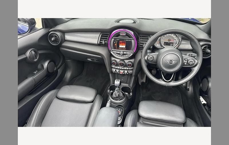 Used Mini Cooper Cabriolet Classic 136 HP (100 kW) 2019 Blue Cabriolet