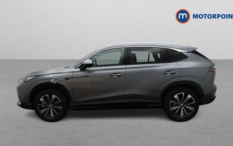 Usado MG HS SE 224 HP (164 kW) 2025 Cinzento SUV