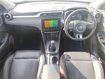 Used MG ZS Exclusive 111 HP (81 kW) 2023 White SUV