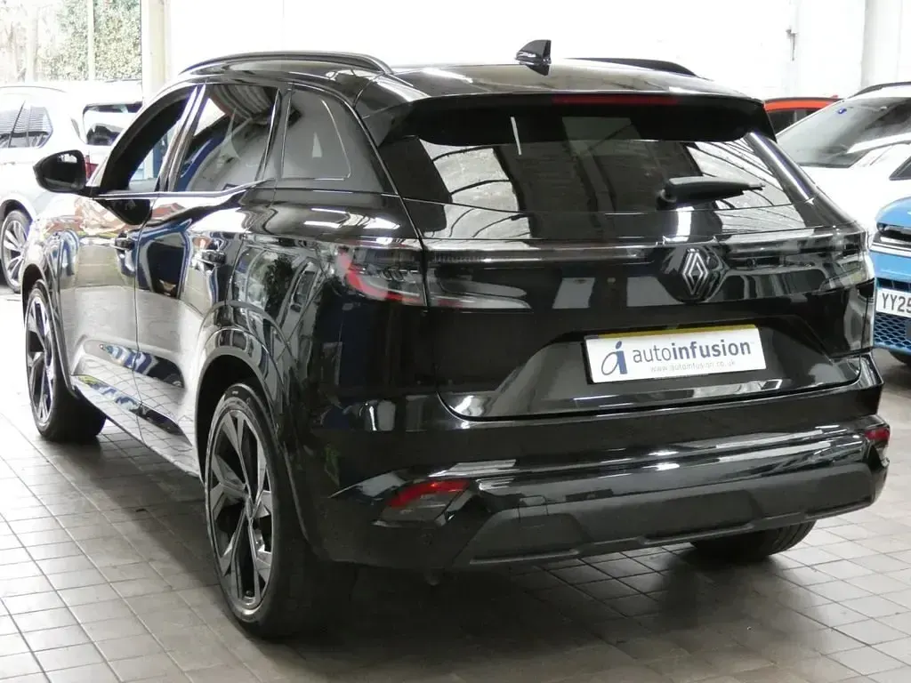 Second-hand Renault Austral Techno Esprit Alpine 200 CP (147 kW) 2024 Negru SUV