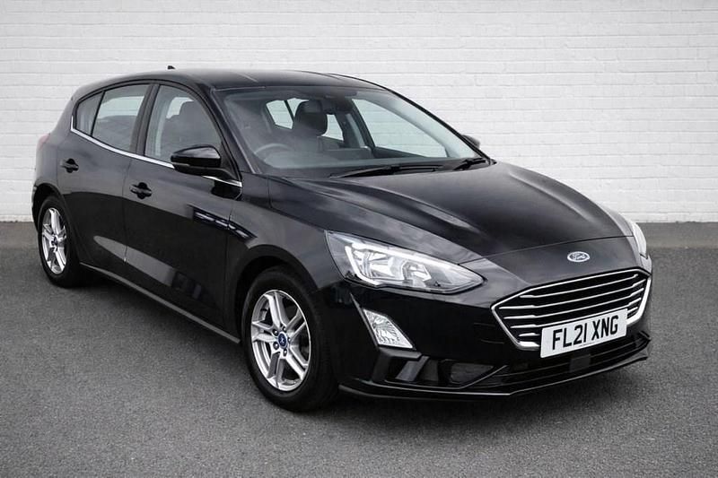 Used Ford Focus Zetec 120 HP (88 kW) 2021 Black Hatchback