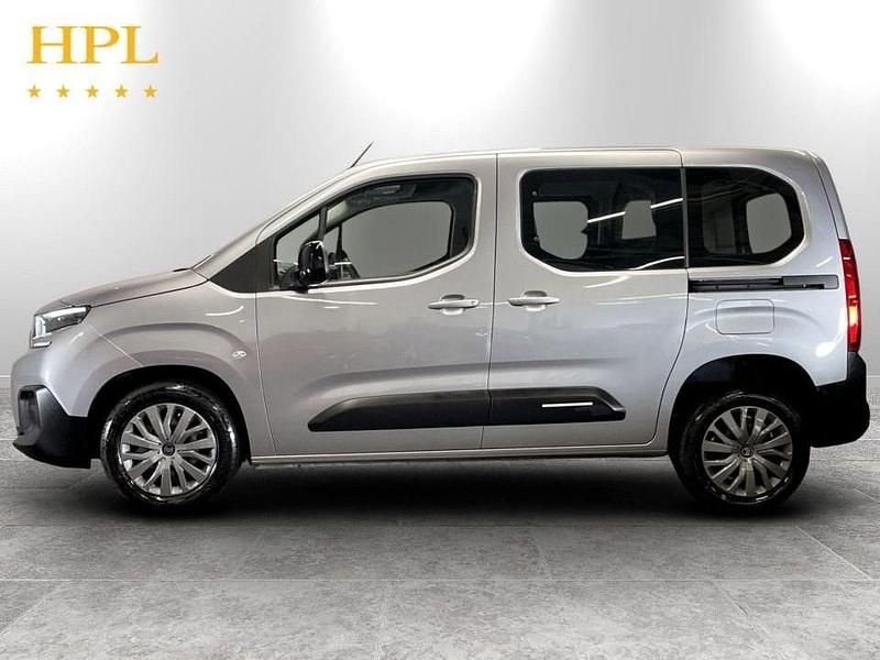 Used Citroën Berlingo PureTech 110 HP (80 kW) 2024 Grey MPV