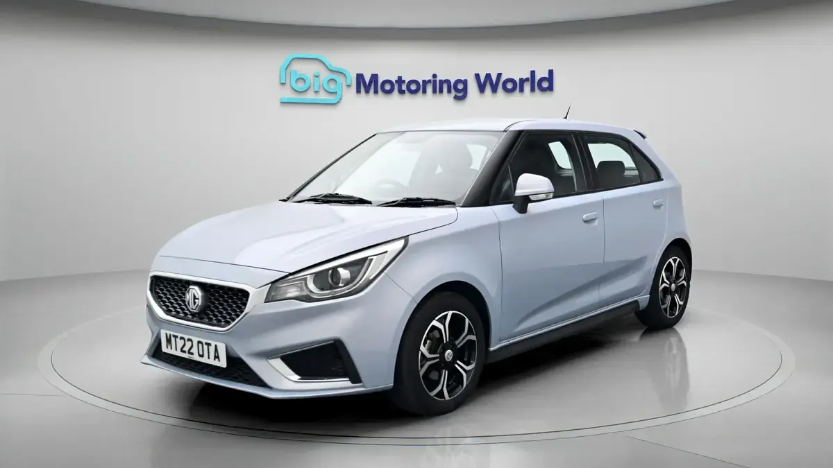 Used MG MG3 Exclusive 105 HP (77 kW) 2022 Silver Hatchback