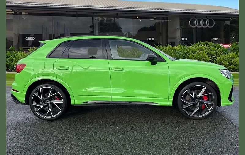 Used Audi RS Q3 Advanced 400 HP (294 kW) 2023 Green SUV