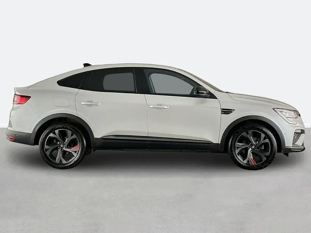 Used Renault Arkana R.S. 2023 White SUV
