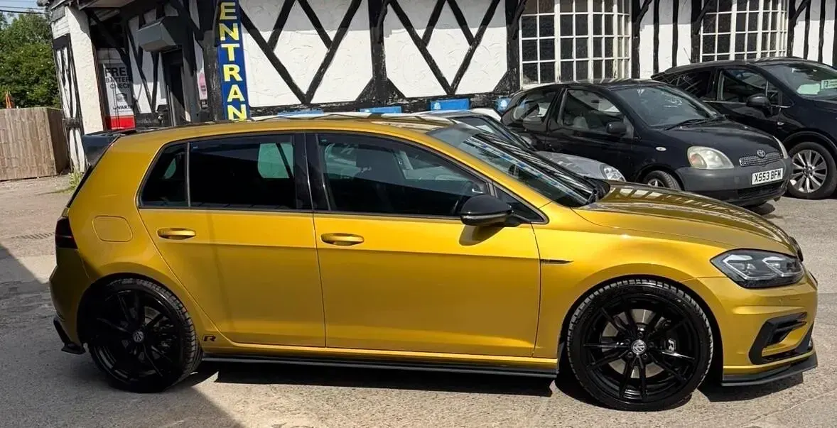Used VW Golf VII R 2018 Yellow Hatchback