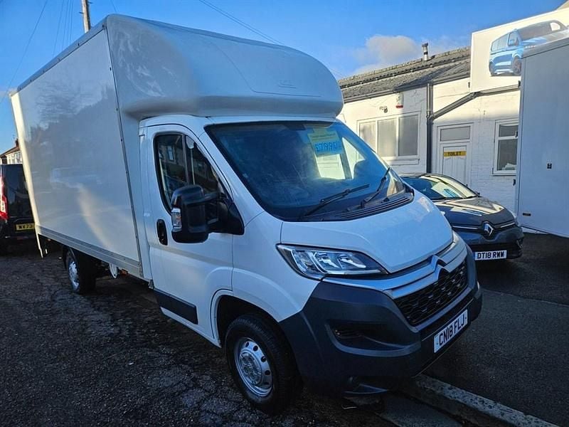 White Used 2018 Citroën Relay Van | £7,990 (Fair price) - Image 1/4