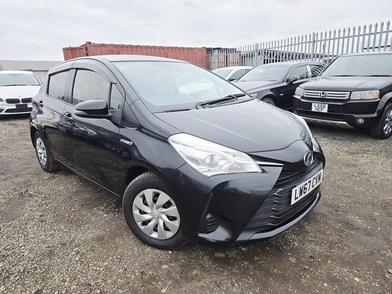 Used Toyota Yaris Hybrid 2017 Black Hatchback