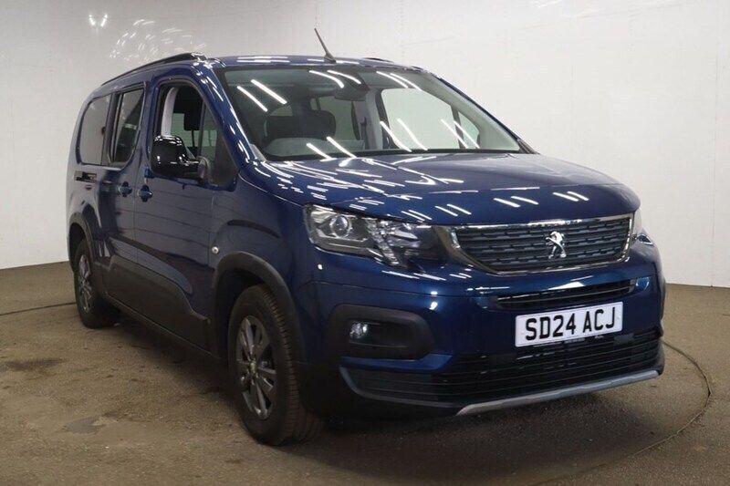 Used 2024 Peugeot Rifter Allure MPV | £18,495 (Fair price) - Image 1/1