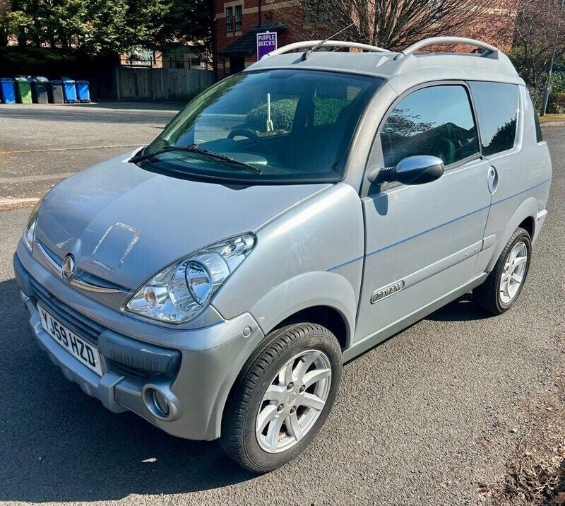 Silver Used 2009 Aixam Crossline Hatchback | £2,999 - Image 1/4