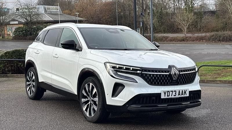 White Used 2023 Renault Austral Techno SUV | £20,976 (Super price) - Image 1/1