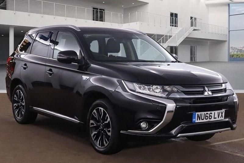 Black Used 2016 Mitsubishi Outlander P-HEV Estate | £10,495 (Fair price) - Image 1/1