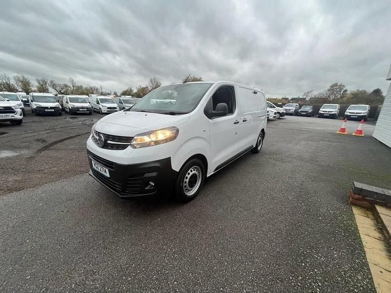 Used Vauxhall Vivaro S 2022 White MPV