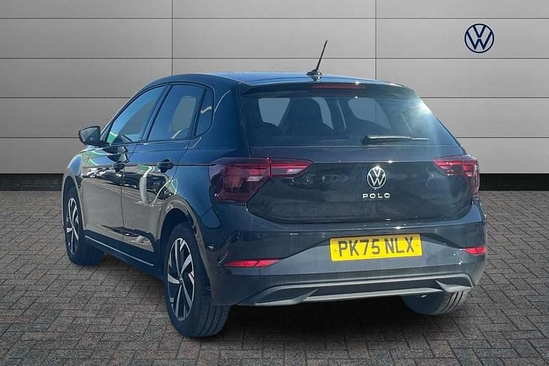 Usado VW Polo Match 95 CV (69 kW) 2025 Negro Utilitario