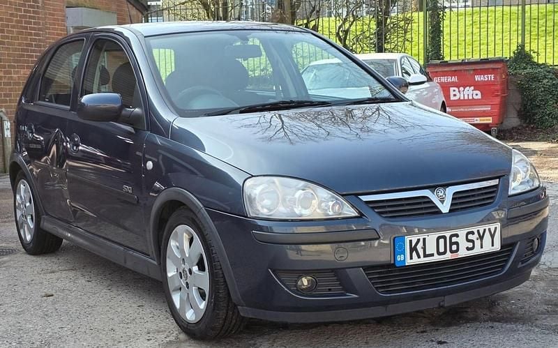 Used Vauxhall Corsa 80 HP (58 kW) 2006 Blue Hatchback