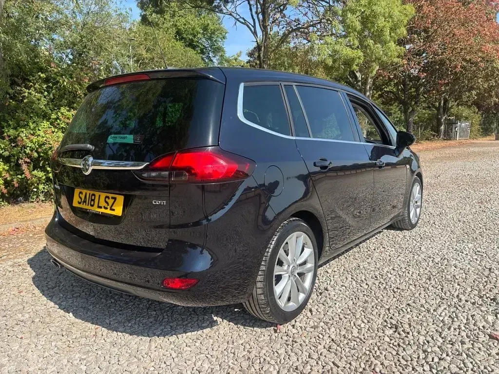 Used Vauxhall Zafira Tourer Elite 170 HP (125 kW) 2018 Blue MPV