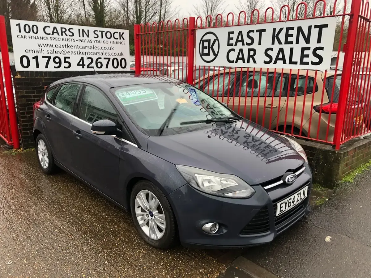 Used Ford Focus Titanium 115 HP (84 kW) 2014 Grey Hatchback