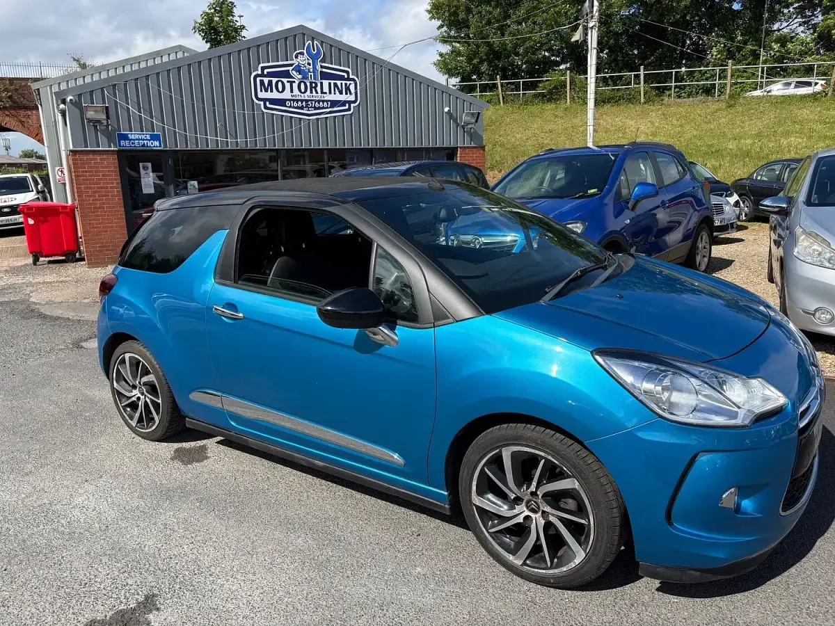 Used Citroën DS3 Cabriolet PureTech 2015 Blue Cabriolet