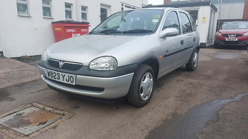 Used Vauxhall Corsa Club 2000 Silver Hatchback