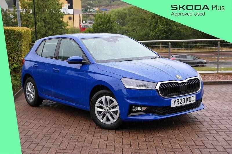 Energy blue Used 2023 Skoda Fabia Comfort Hatchback | £12,995 (Good price) - Image 1/4