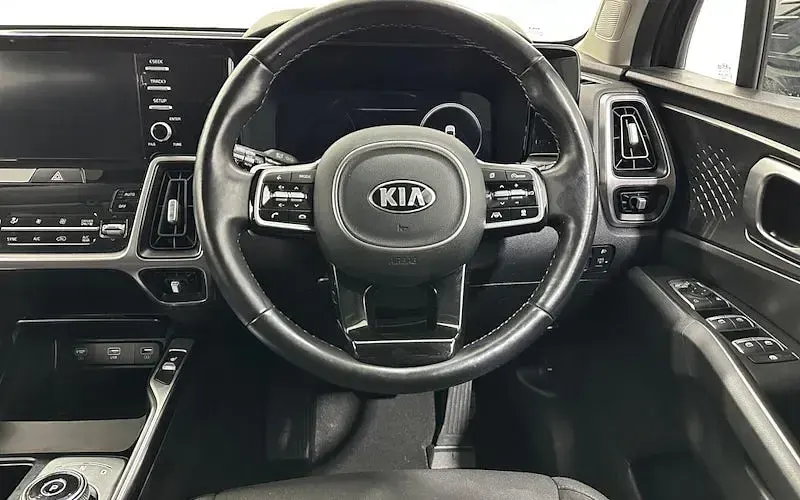 Used Kia Sorento 230 HP (169 kW) 2020 Black SUV