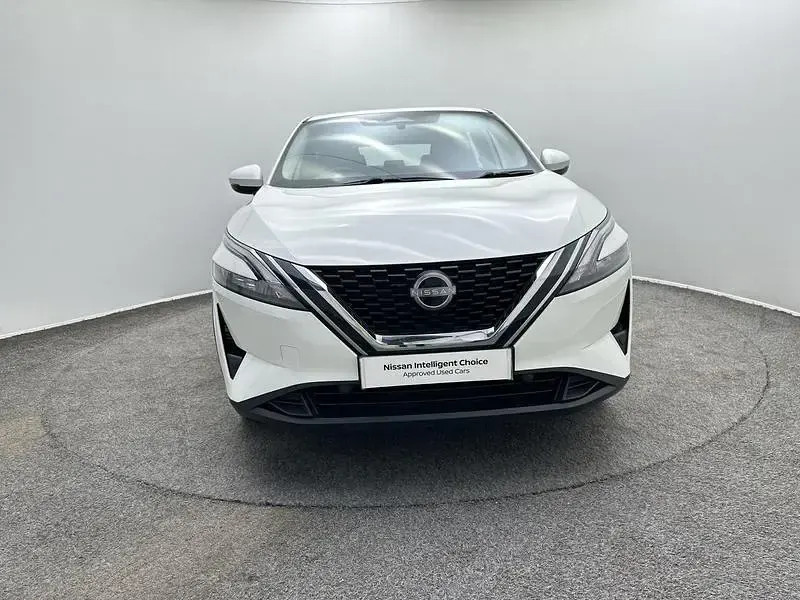 Used Nissan Qashqai Acenta Premium 2023 White SUV