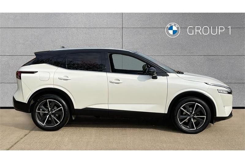 Used Nissan Qashqai Tekna 158 HP (116 kW) 2022 White SUV