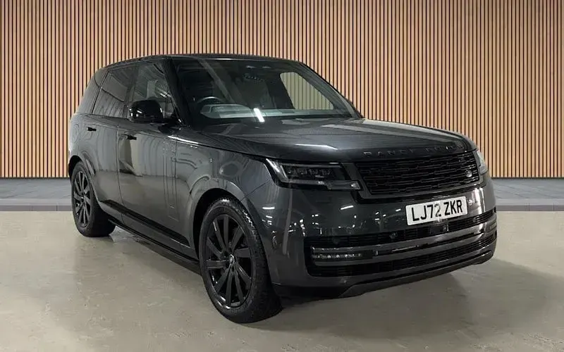 Used Land Rover Range Rover SE 441 HP (324 kW) 2022 SUV