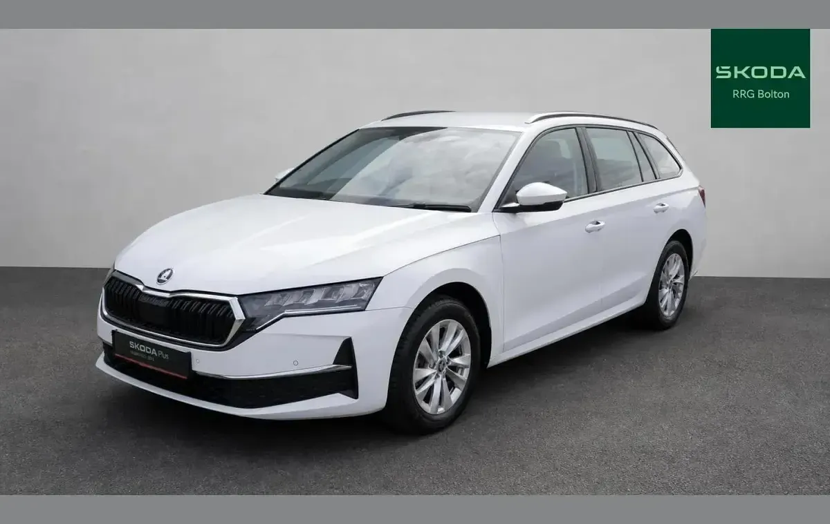 Used Skoda Octavia SE Technology 113 HP (83 kW) 2025 Moon white metallic Estate