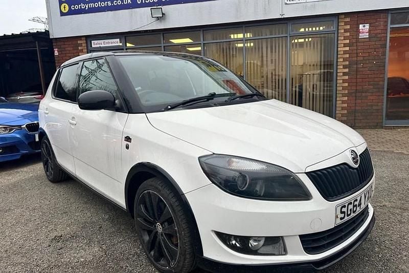 Used Skoda Fabia 105 HP (77 kW) 2014 White Hatchback