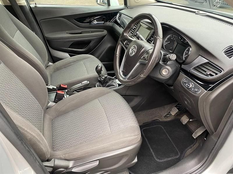 Used Vauxhall Mokka X Active 115 HP (84 kW) 2017 Silver SUV