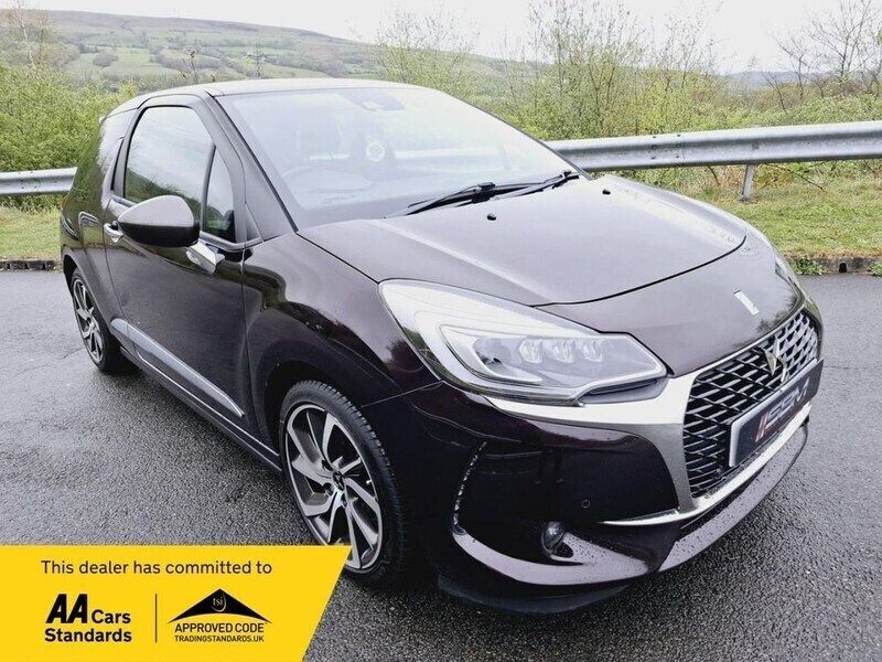 Purple Used 2018 DS Automobiles DS3 Prestige Hatchback | £6,999 (Fair price) - Image 1/4