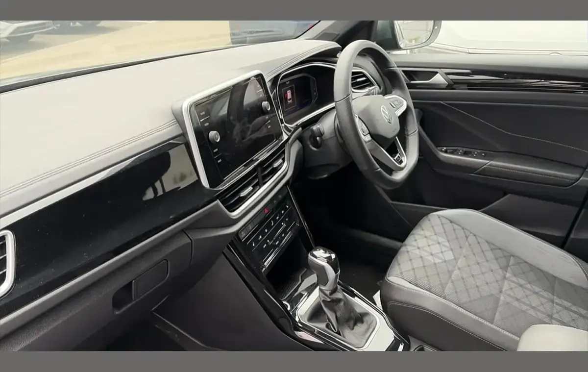 Used VW T-Roc Cabriolet R-line 147 HP (108 kW) 2025 Grey SUV