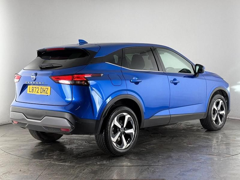 Used Nissan Qashqai N-Connecta 140 HP (102 kW) 2022 Blue SUV