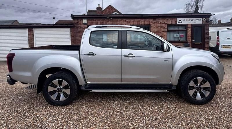 Used Isuzu D-Max 2020 Silver Pickup