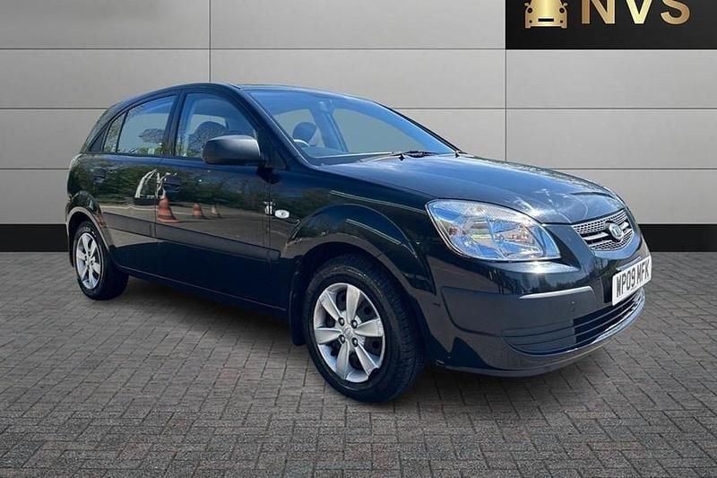 Used Kia Rio 95 HP (69 kW) 2009