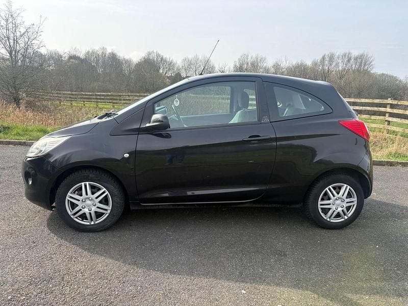 Used Ford Ka 69 HP (50 kW) 2010 Black Hatchback