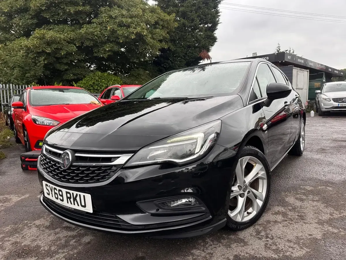 Used Vauxhall Astra SRi 2019 Black Hatchback