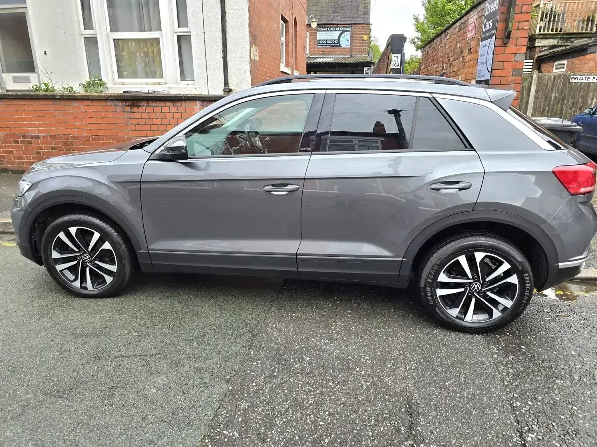 Used VW T-Roc United 150 HP (110 kW) 2021 Grey SUV