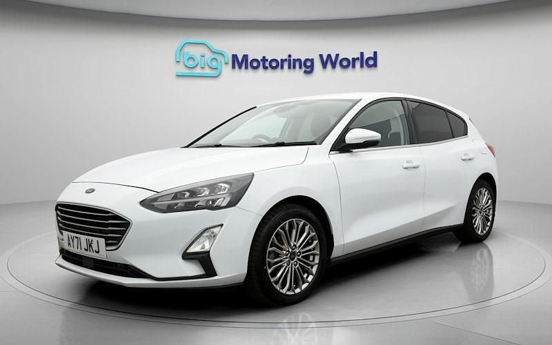 Used Ford Focus Titanium X 155 HP (114 kW) 2021 White Hatchback