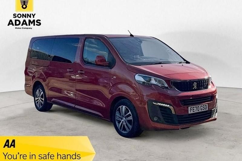 Used Peugeot Traveller Allure 180 HP (132 kW) 2020 Red MPV