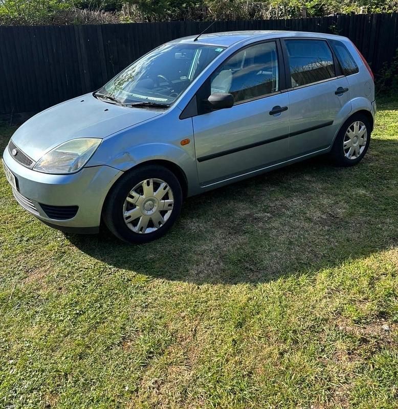 Used Ford Fiesta Style 2005 Blue Hatchback