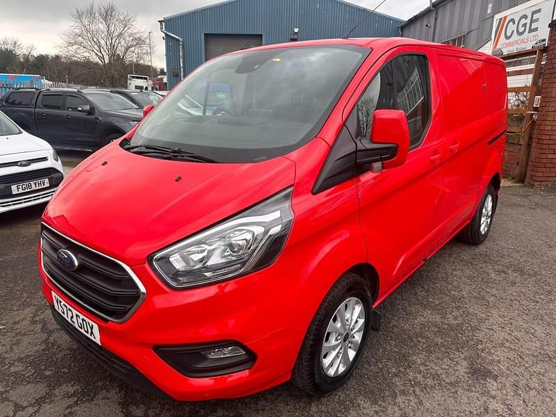 Used Ford Transit Custom Limited 130 HP (95 kW) 2022 Red Van