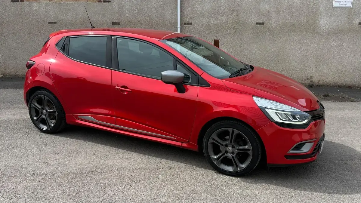 Used Renault Clio GT-Line 90 HP (66 kW) 2019 Red Hatchback