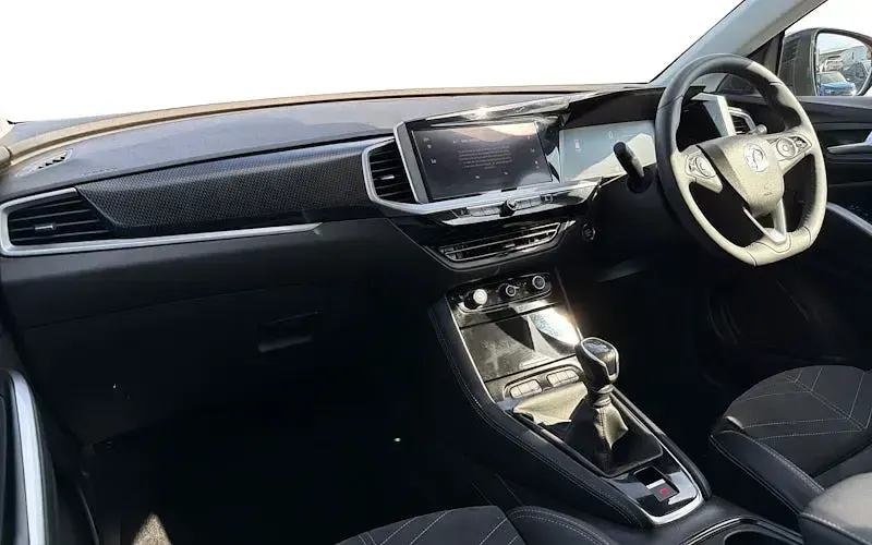 Used Vauxhall Grandland X Ultimate 131 HP (96 kW) 2024 Red SUV