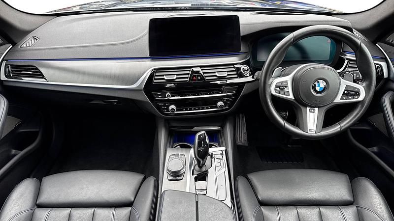 Used BMW 530 M Sport 282 HP (207 kW) 2020 Blue