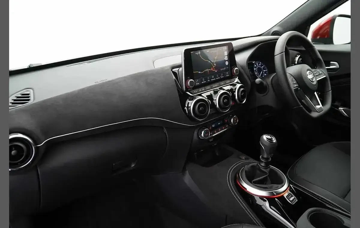 Used Nissan Juke Tekna+ 112 HP (82 kW) 2023 White SUV