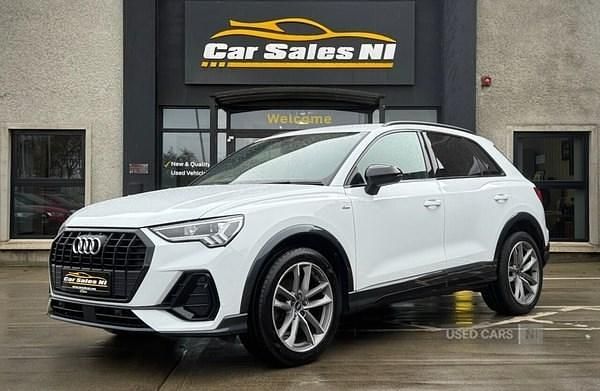 Used Audi Q3 Black Edition 150 HP (110 kW) 2022 White SUV