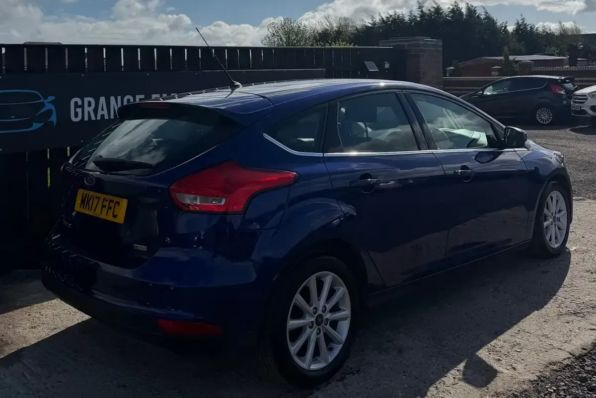 Used Ford Focus Titanium 2017 Blue Hatchback