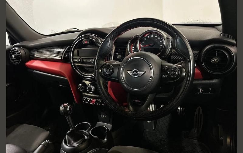 Used Mini John Cooper Works Hatch 228 HP (167 kW) 2018 Black Hatchback